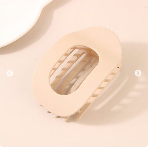 🌸Simple Elegant Duckbill Hair Clip