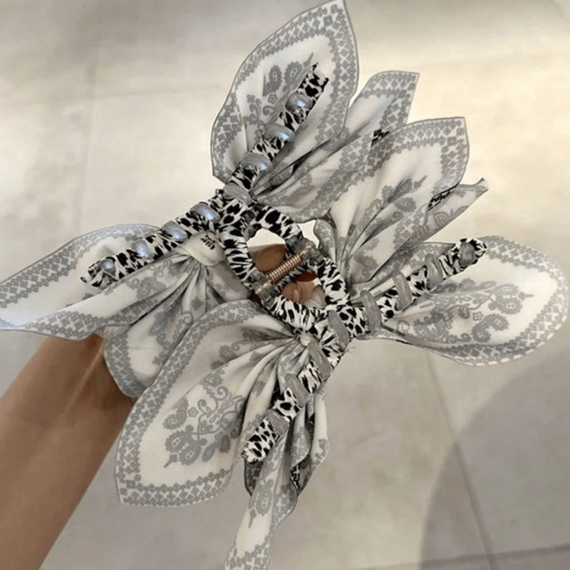 🎀Double-Sided Paisley Bow Hair Claw