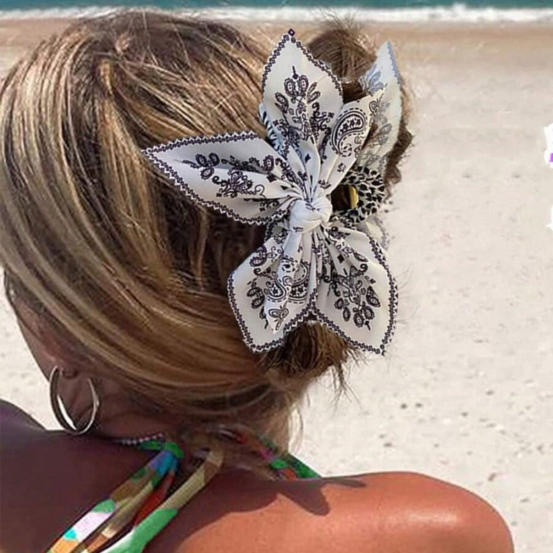 🎀Double-Sided Paisley Bow Hair Claw