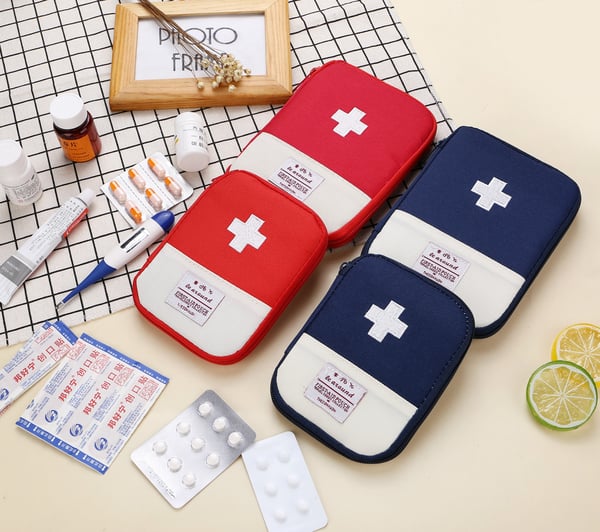 🔥 40% OFF 🚑💼 Mini Portable Medical Bag – Keep Your Essentials Organized Anywhere! 🩹