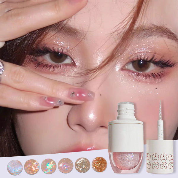 ✨ Pigmented liquid eyeshadow with a fine shimmer