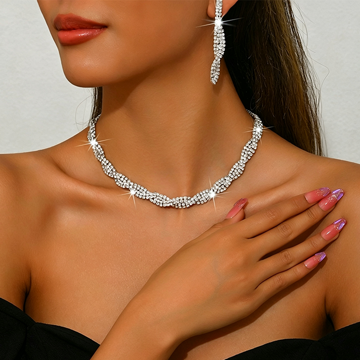 💎 50% OFF NOW! ✨ Sparkling Rhinestone Claw Chain Necklace & Earrings Set – Elegant design, brilliant shine & lightweight – Perfect for parties, weddings & daily glamour 🌟