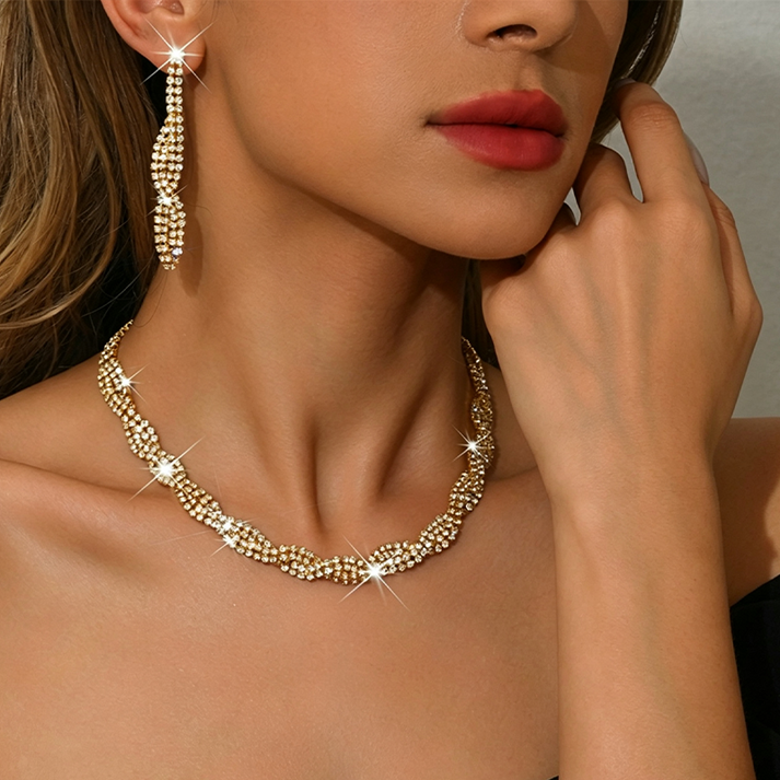 💎 50% OFF NOW! ✨ Sparkling Rhinestone Claw Chain Necklace & Earrings Set – Elegant design, brilliant shine & lightweight – Perfect for parties, weddings & daily glamour 🌟
