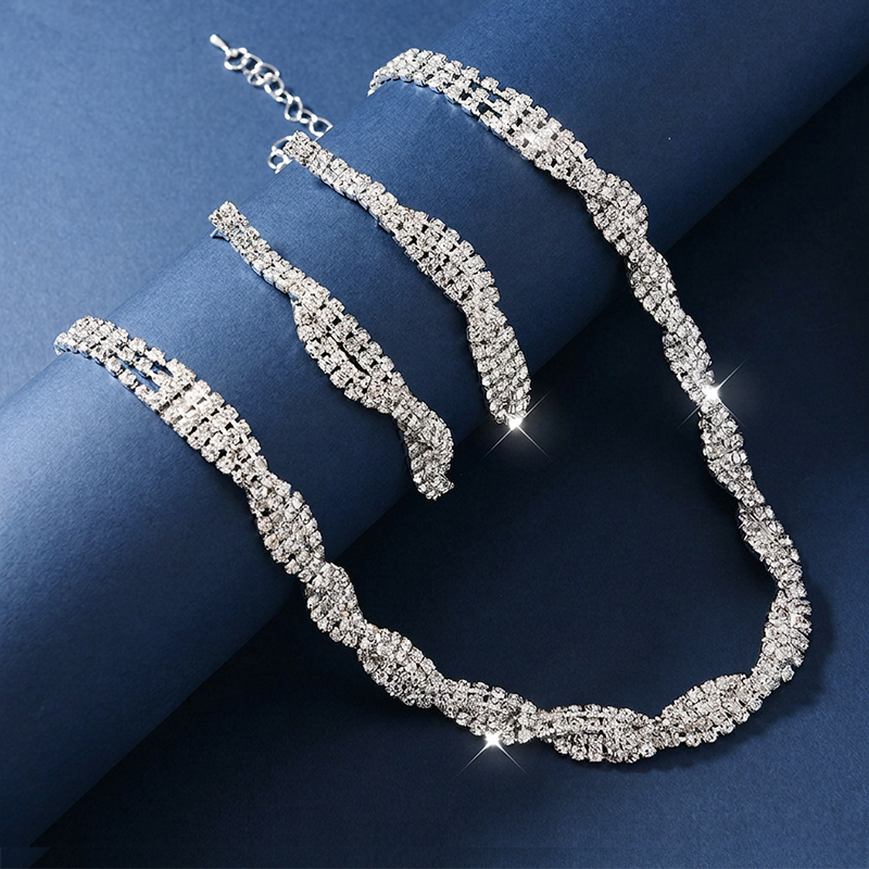 💎 50% OFF NOW! ✨ Sparkling Rhinestone Claw Chain Necklace & Earrings Set – Elegant design, brilliant shine & lightweight – Perfect for parties, weddings & daily glamour 🌟